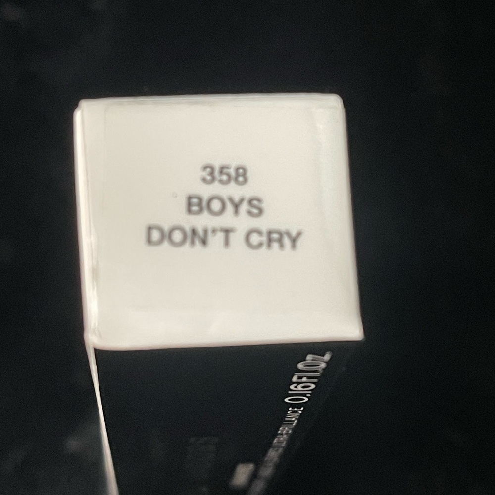 Marc Jacobs 358 Boys Don't Cry Enamored Hi-Shine Gloss Lip Lacquer - Picture 5 of 5